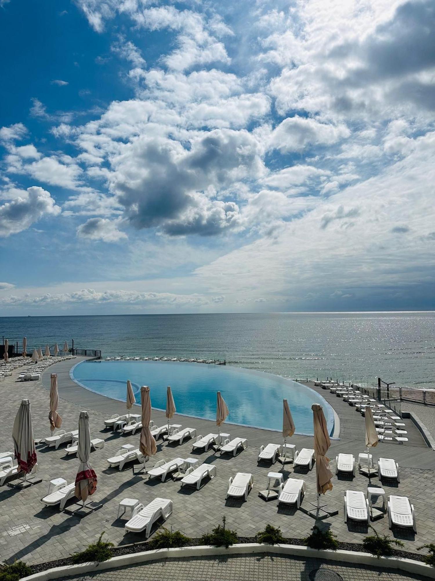 Optima Collection Miramar Chornomorsk Hotel Buitenkant foto